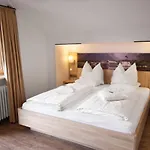 Hotel Garni Sonnenstern 4*